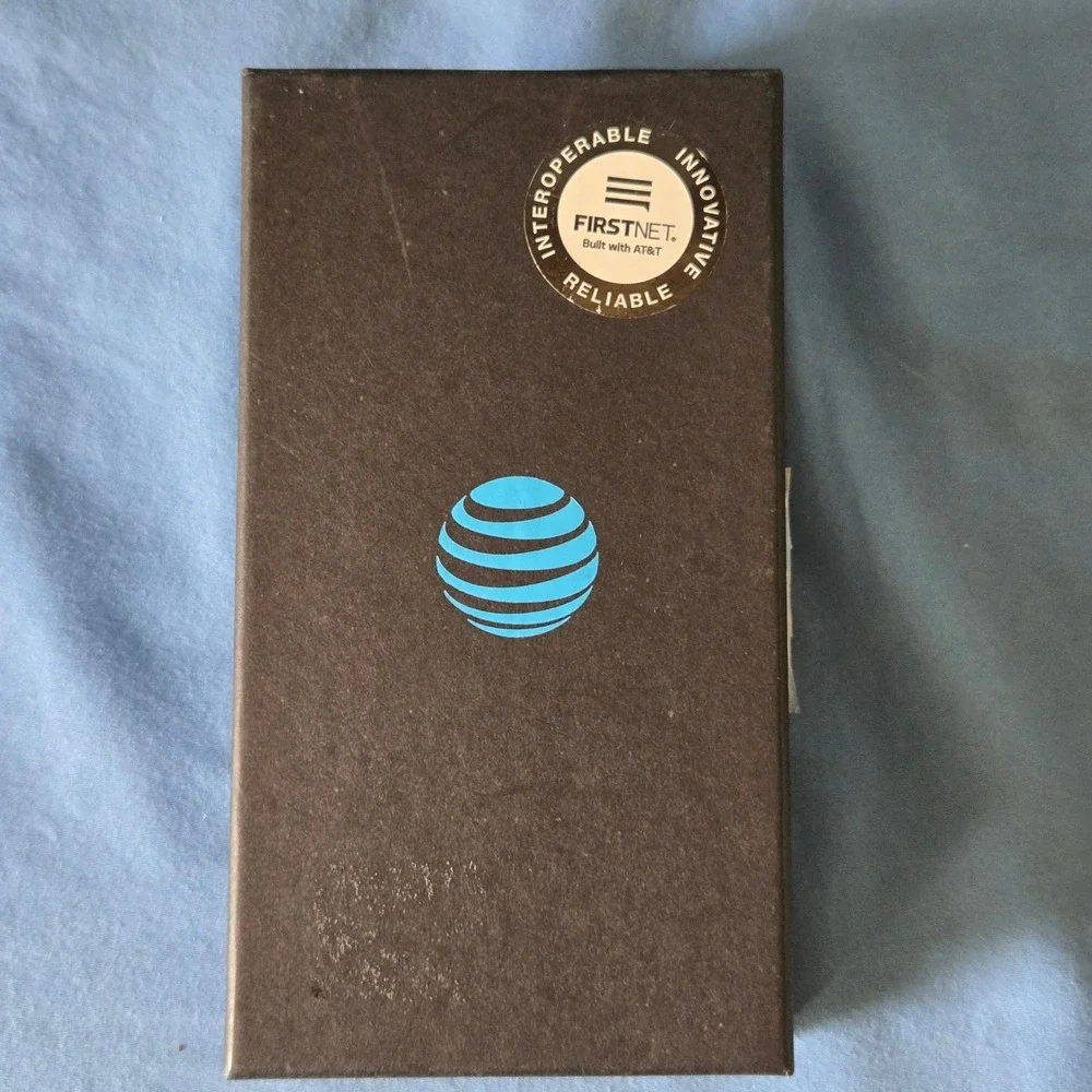 Sonim XP5s XP5800 Rugged 16GB AT&T Gray Black Feature Phone Android 8.1.0 Boxed